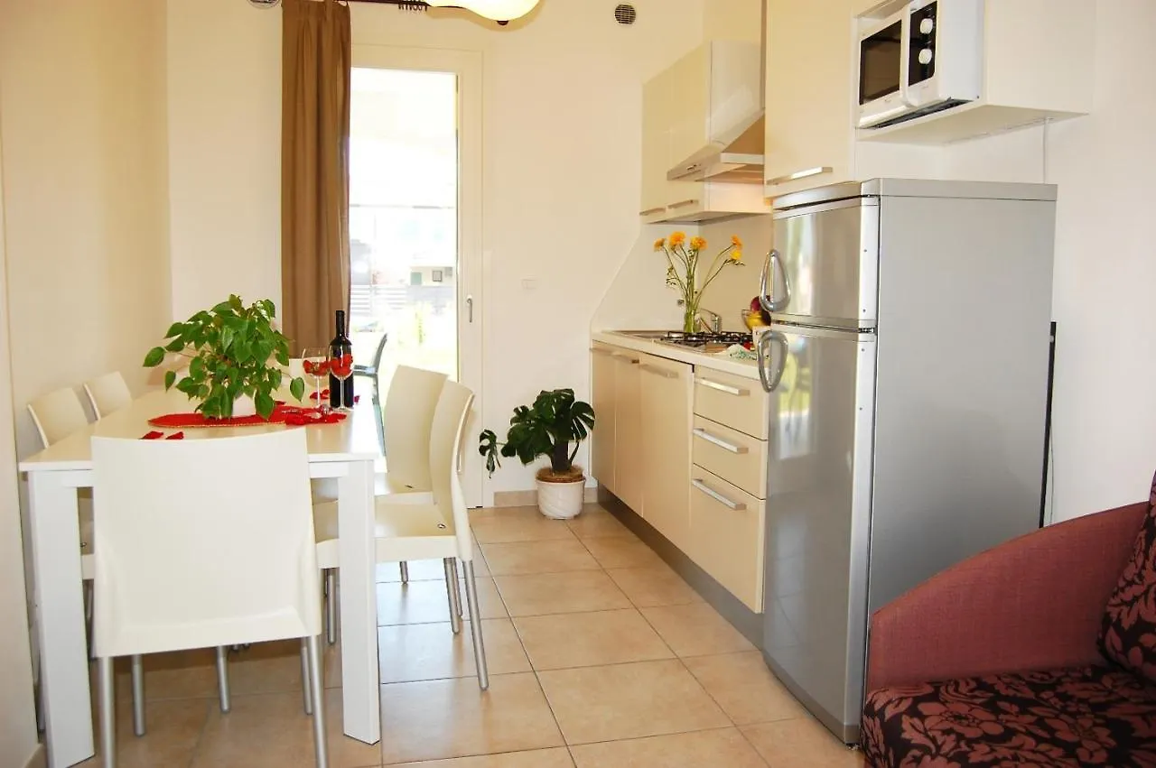 Cozy Apartment In A Village With Swimming Pool Bibione